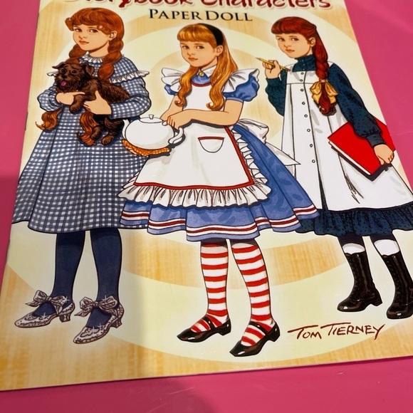 Favorite Storybook Characters: Paper Doll ~ Tierney, Tom PB - Picture 11 of 11